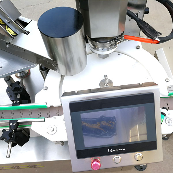 醬料真空旋蓋機械-瓶裝醬料真空旋蓋設備細節展示 醬料真空旋蓋機械-瓶裝醬料真空旋蓋設備細節展示